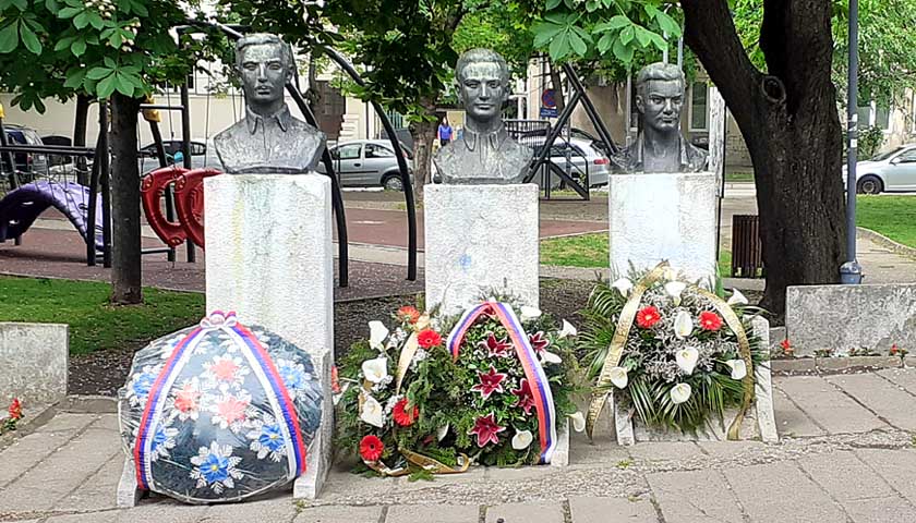 Polaganjem venaca na Spomenik Tri heroja obeležen Dan pobede